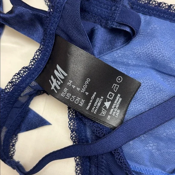 NWOT H&M Navy Lace Ribbon Tie-Side Panties - Picture 3 of 3